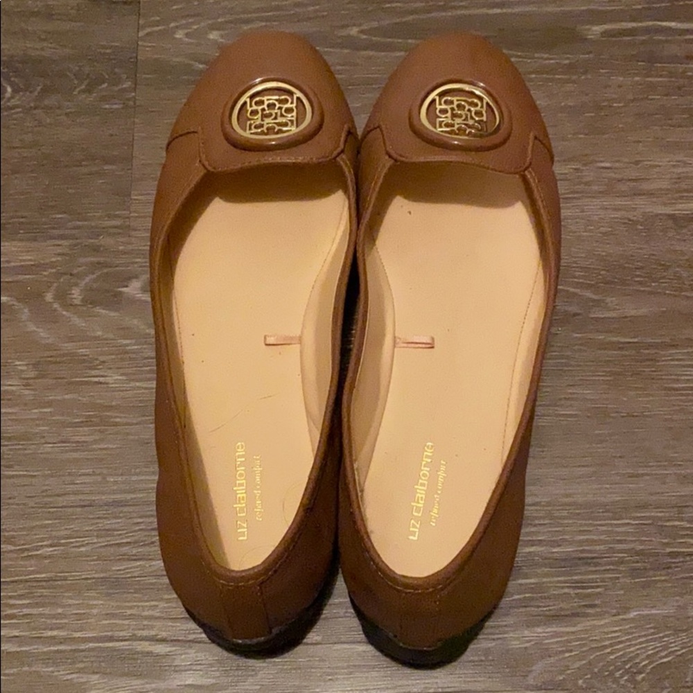 Liz Claiborne women’s flats size 9